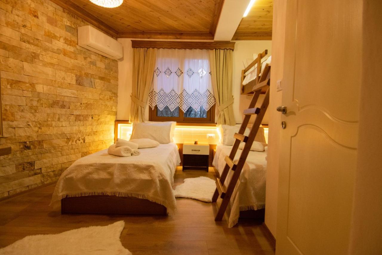 Te Kalaja Rooms Gjirokaster Exterior photo